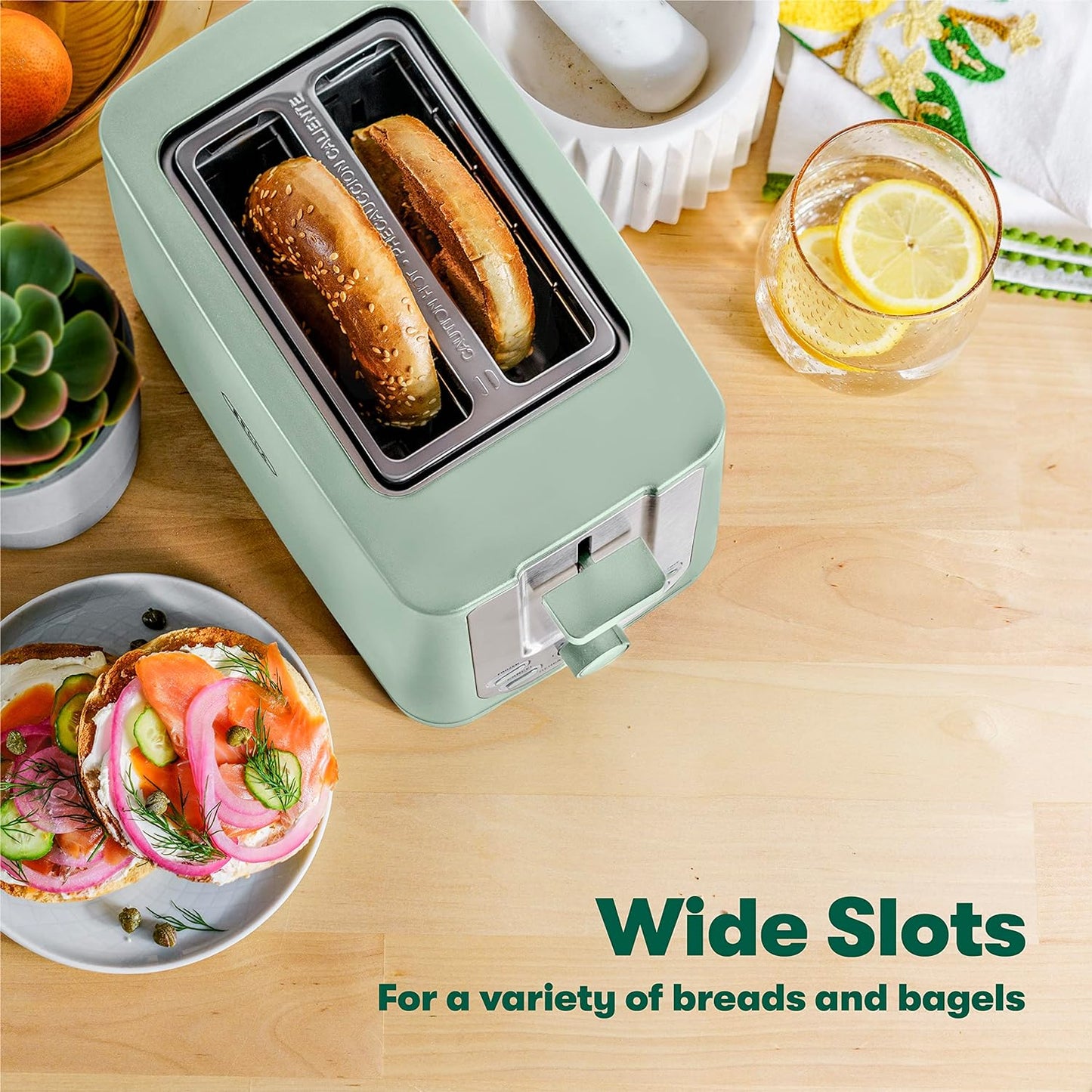 2 Slice Toaster with Auto Shut off  Extra Wide Slots & Removable Crumb Tray