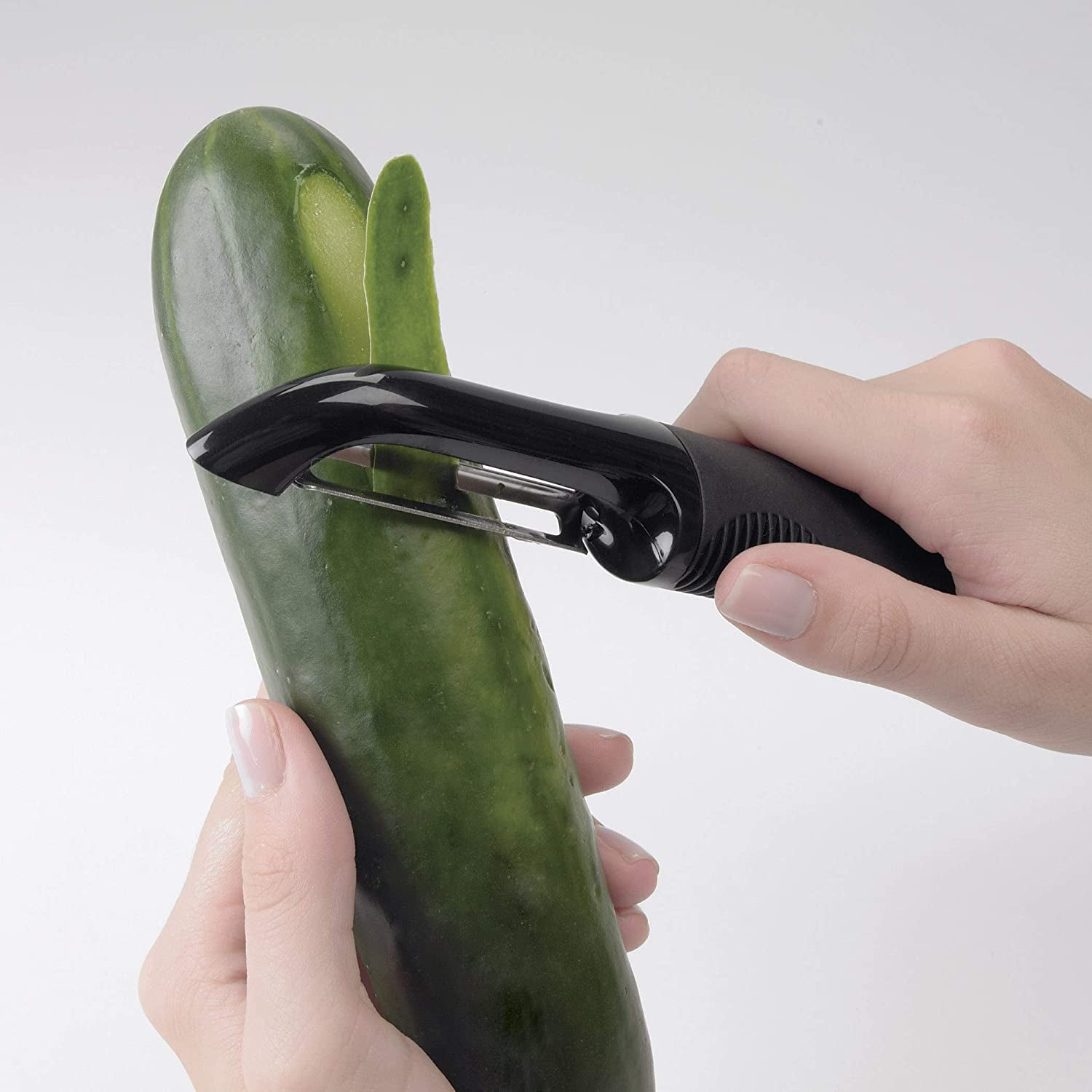 Good Grips Swivel Vegetable Peeler