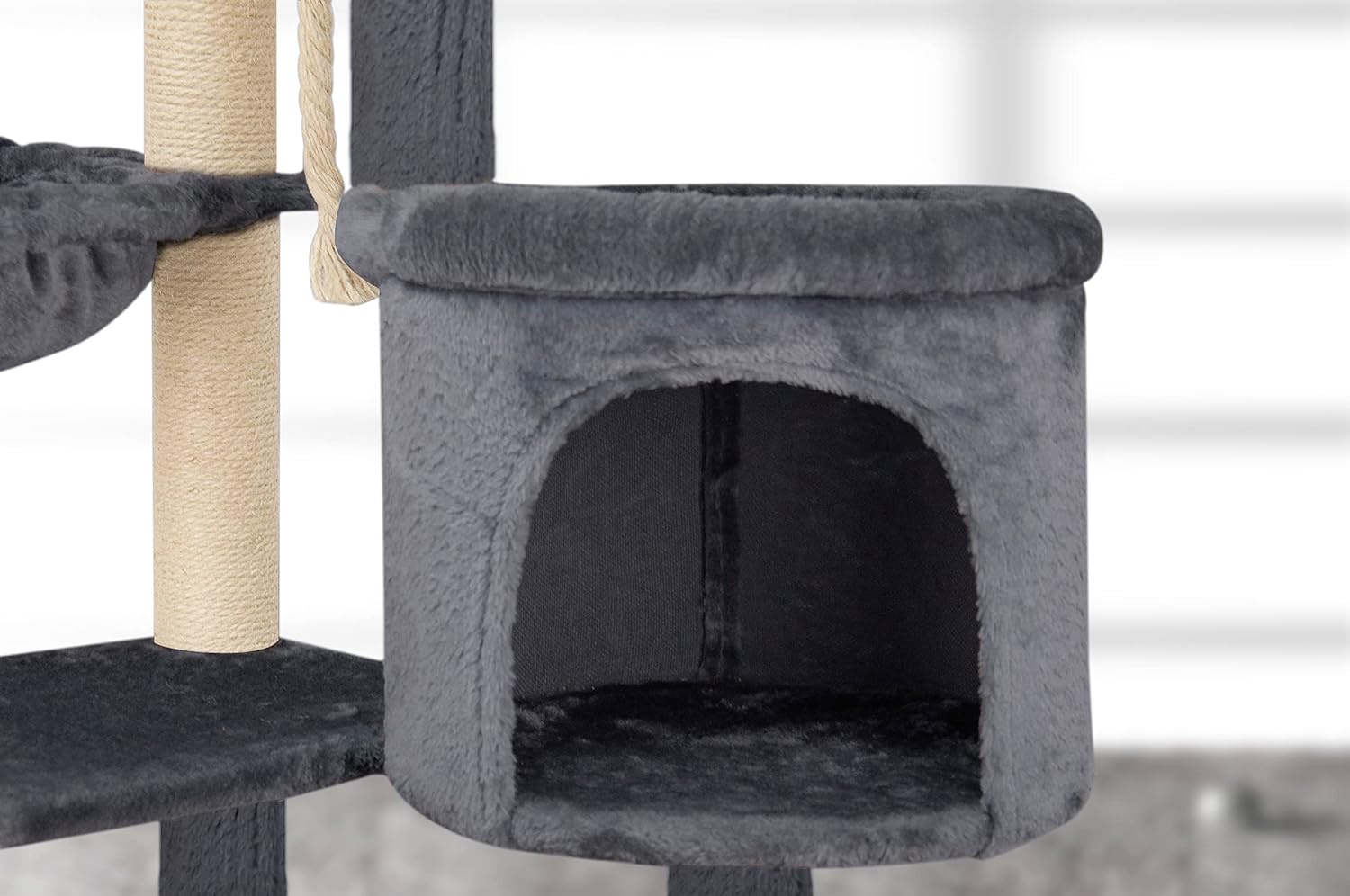 35  Fashion Design Cat Tree with Cat Condo and Scratching Ramp for Indoor 