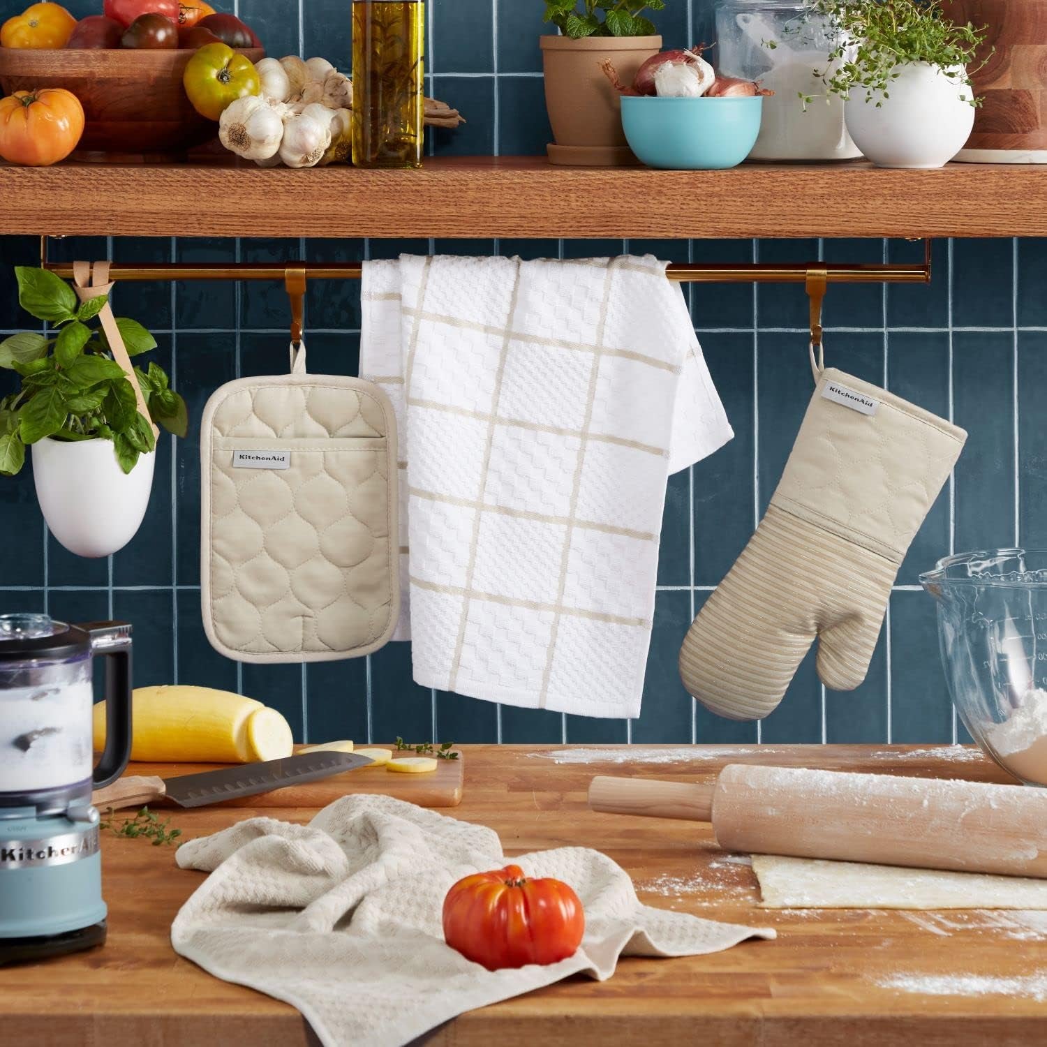 Quilted Cotton Terry Cloth Oven Mitt Pot Holder Kitchen Towel 4 Pack Set